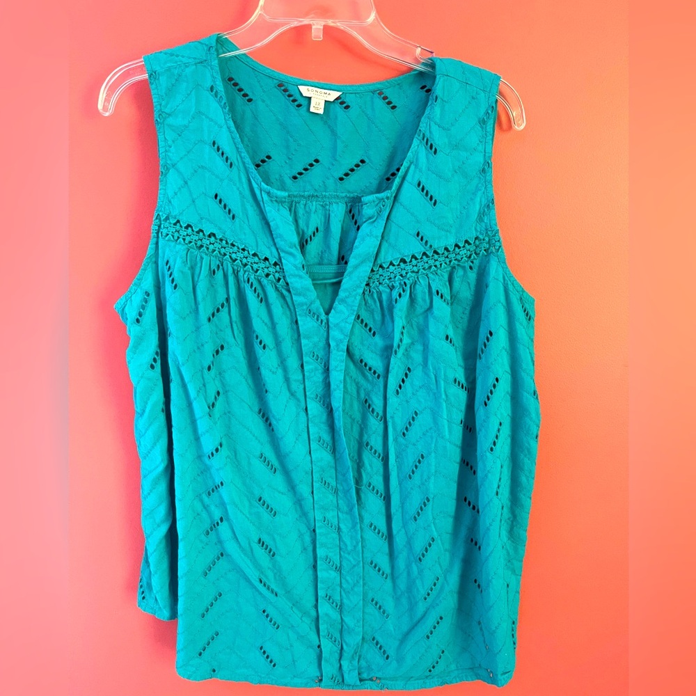 Plus Size Sonoma Life + Style Sleeveless Tops w/Tank -2 available $5 EACH - Picture 2 of 11